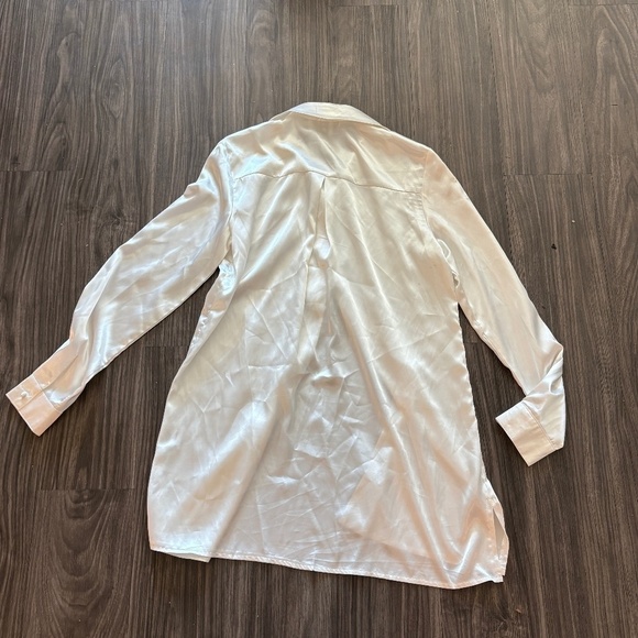 PRINCESS POLLY 90210 Satin Silky Button Down Shirt Mini Dress in White Size 0 - Picture 6 of 9